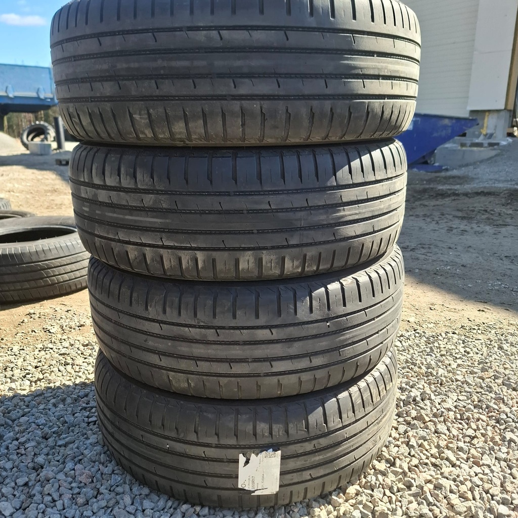 225/60R18 104H XL Nokian Hakka Blue 2 SUV Käytetty kesärengas 3-4mm DOT-19