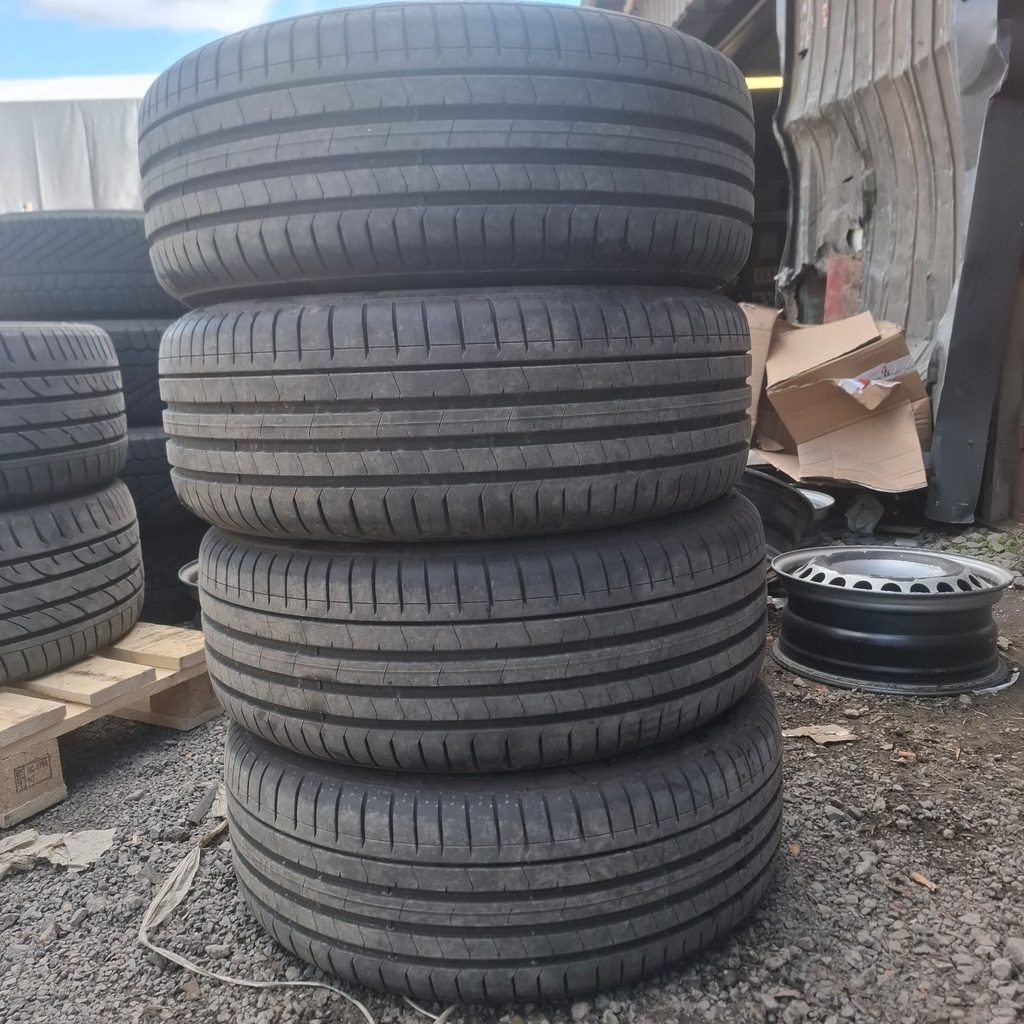 225/50R18 99W Pirelli PZero Käytetty kesärengas 6,5-7mm DOT-24