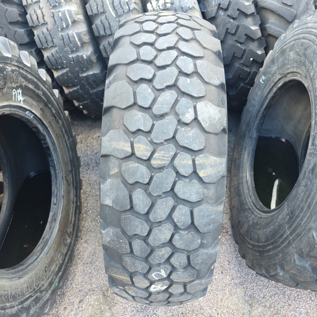 335/80R20 (12.5R20) 147K CONTINENTAL MPT 81 Käytetty ka-rengas DOT-10  10mm