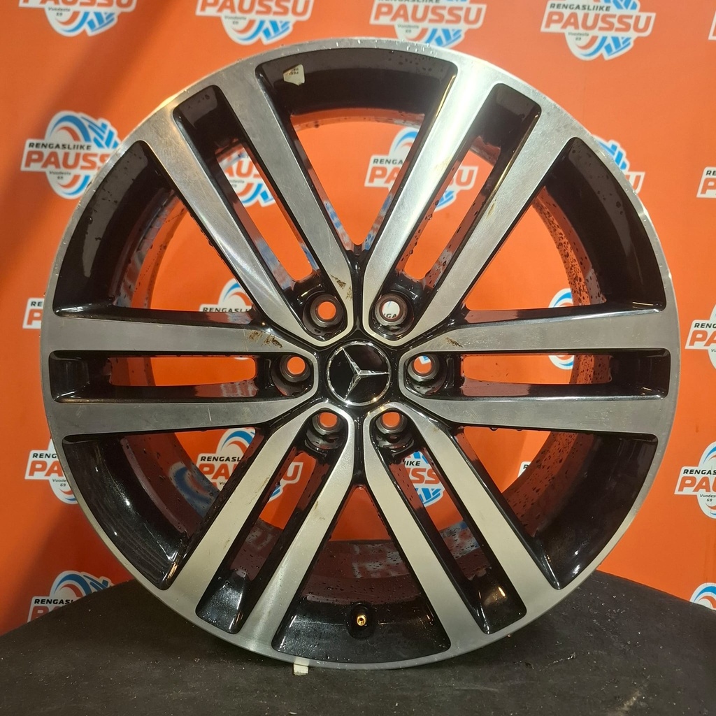 Käytetty MB X-SARJA vannesarja 6x114,3 ET50 KR66,1 7,5x19"