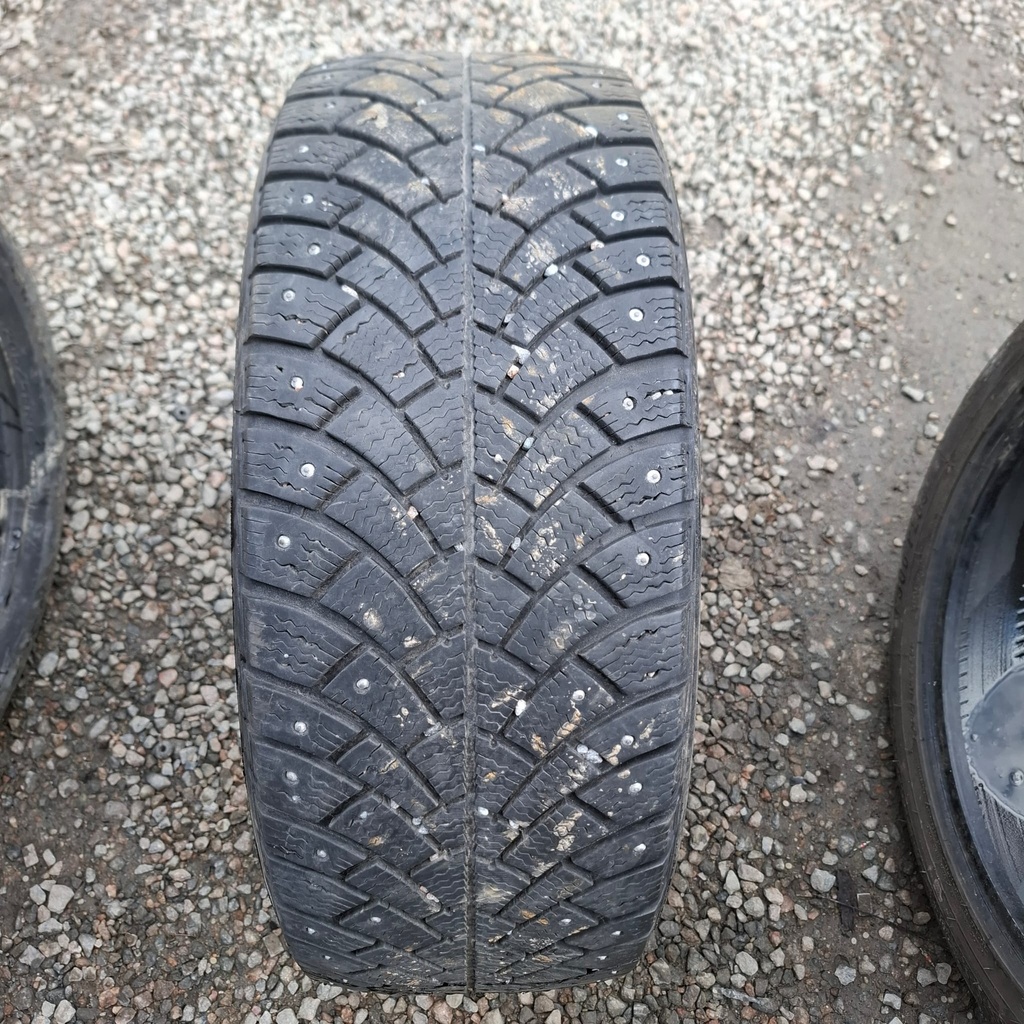 205/55R16 94Q BFGoodrich g-Force Käytetty nastarengas 6,5mm DOT-20