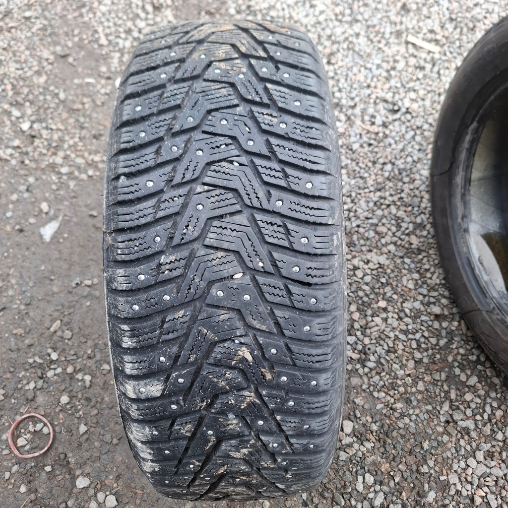 205/55R16 94T Hankook Winter i*Pike RS2 Käytetty nastarengas 7mm DOT-22