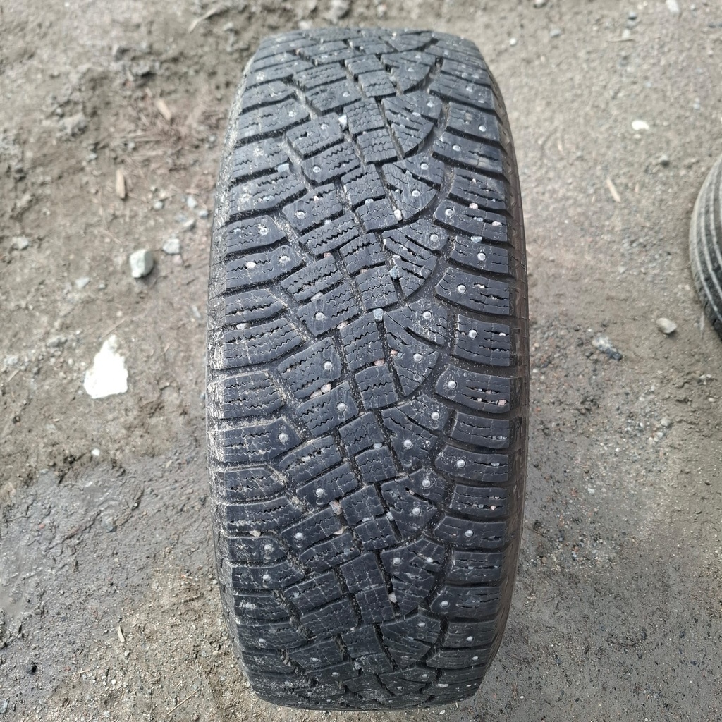 225/60R17 103T XL Continental IceContact 2 Käytetty nastarengas 8mm DOT-15