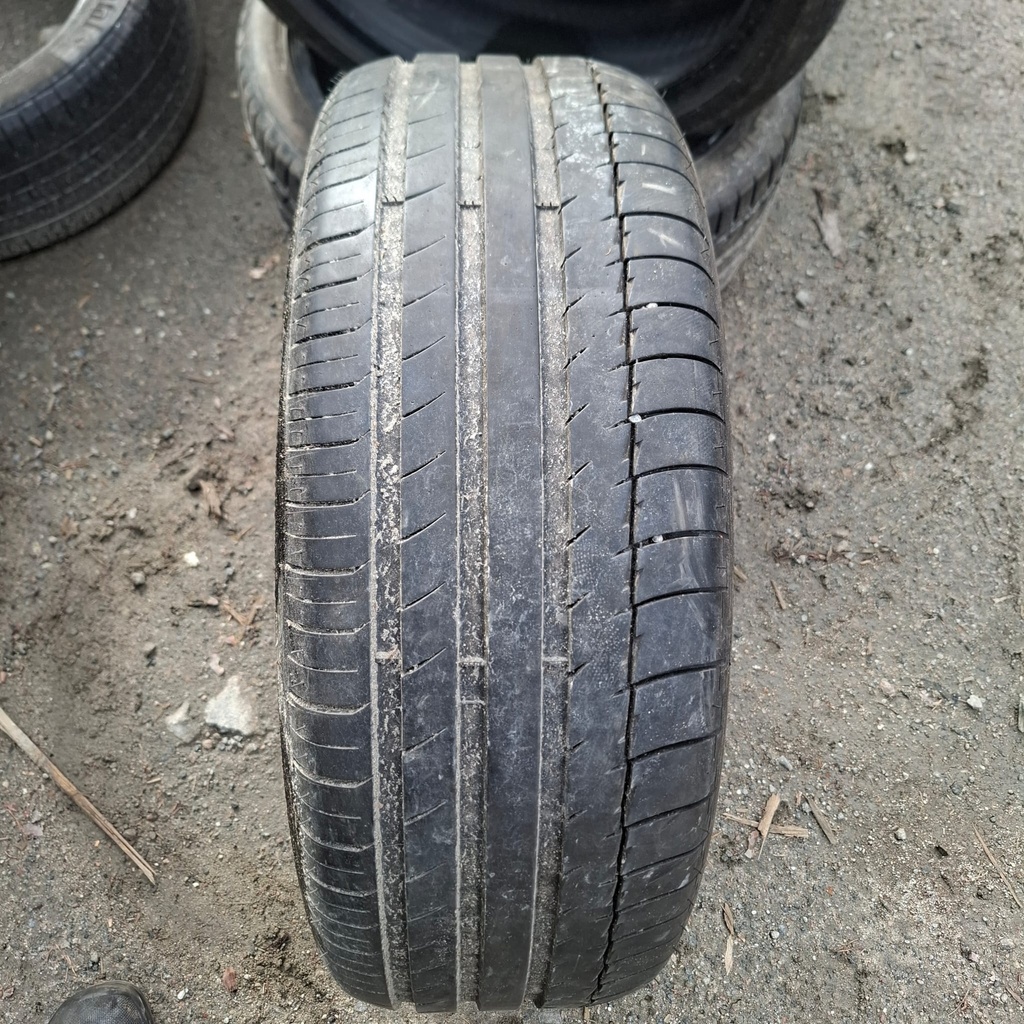235/55R17 99V Michelin Latitude Sport Käytetty kesärengas 6,5mm DOT-14