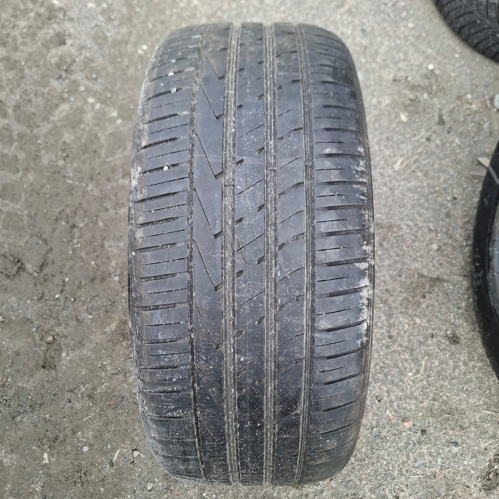 255/40ZR20 101W Hankook Ventus S1 evo2 SUV Käytetty kesärengas 5mm DOT-15