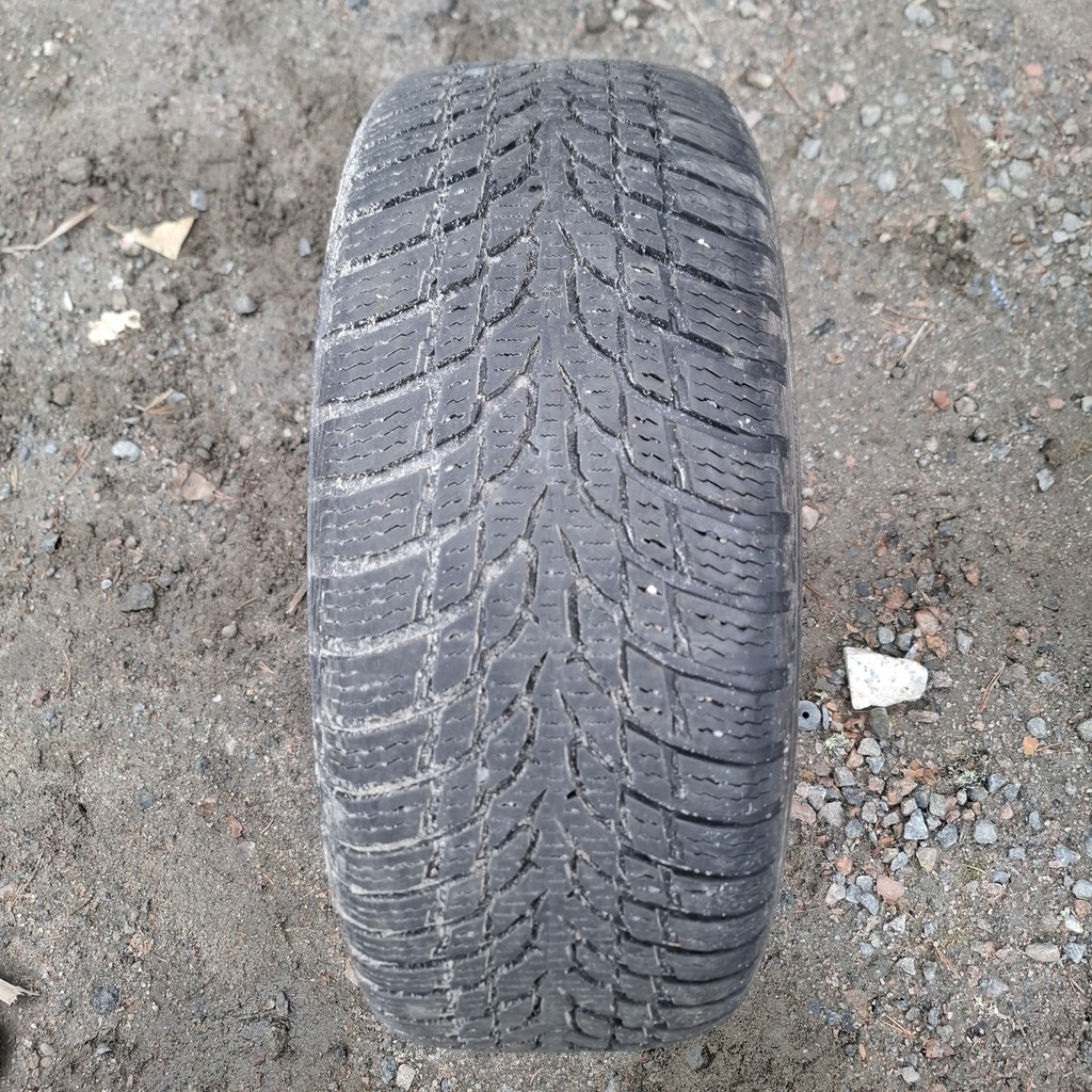195/50R15 82T Nokian WR Snowroof Käytetty kitkarengas 6mm DOT-20