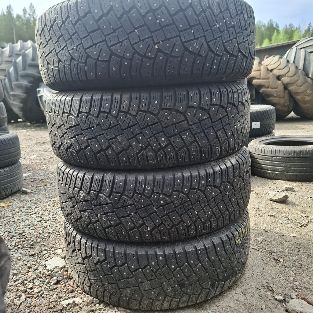 215/65R17 103T XL Continental IceContact 2 Käytetty nastarengas 5,5-7mm DOT-19
