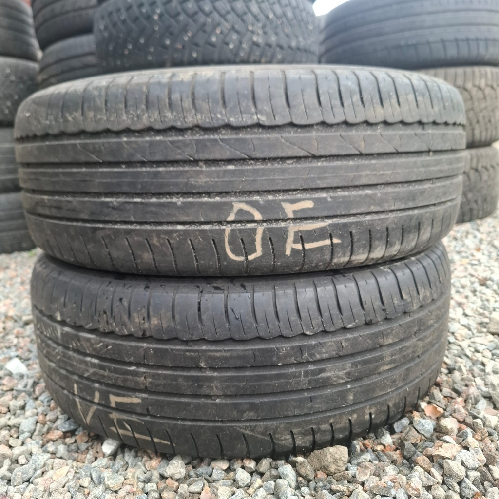 205/60R16 96W XL Nokian Hakka Blue 3 Käytetty kesärengas 4-5mm DOT-21