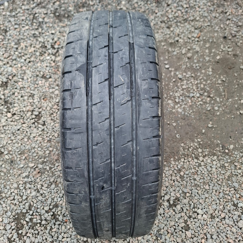 205/65R16C 107/105T Nokian Hakka Van Käytetty kesärengas 7mn DOT-20