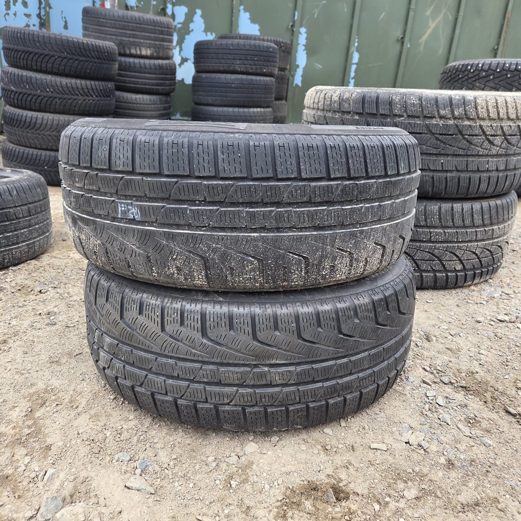225/50R17 94H Pirelli SottoZero Käytetty kitkarengas 4,5-5mm DOT-14