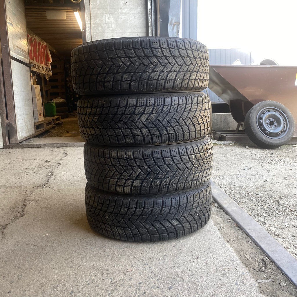 205/55R16 94H Michelin X-Ice Snow Käytetty kitkarengas 7,5mm DOT-20