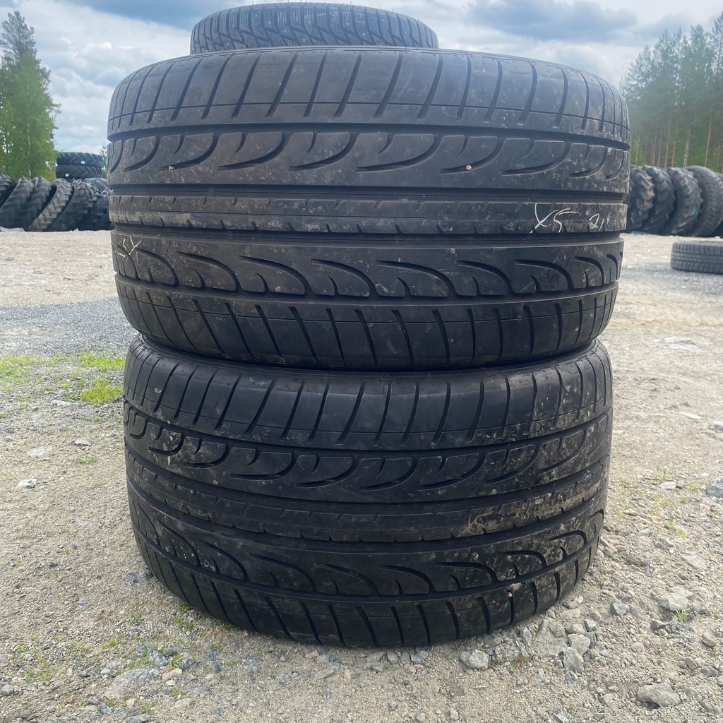 325/30ZR21 108Y Dunlop Sport Maxx Käytetty kesärengas 7mm DOT-18