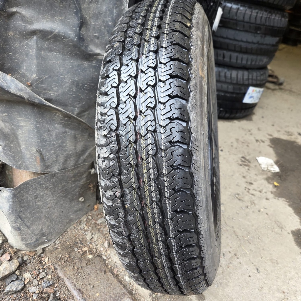 155SR13 78S Bridgestone RD-108 Steel Käytetty kesärengas Ajamaton DOT-07