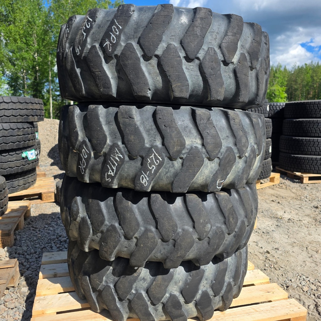 12.5-18 10pr MITAS MPT-04 Käytetty työkone rengas DOT-15  10mm TUBELESS
