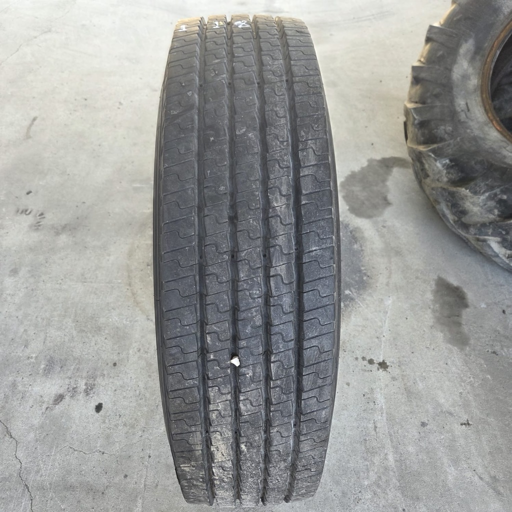 275/80R22.5  149/146L Michelin XZE2+ Käytetty KA-rengas Trailer DOT-11  15mm (Trailer, kesä)