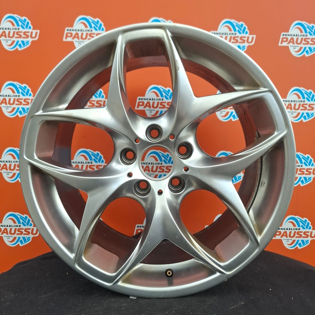 Käytetty BMW Style 215 Replicat vannesarja 5x120 ET48 KR74,1 9x19"