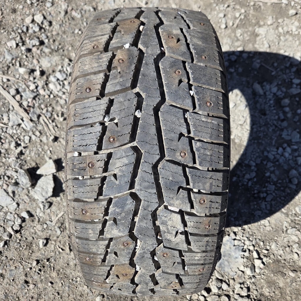 195/50R13C 104/101N Nankang Ice Activa IV-1 Van Käytetty nastarengas 10mm DOT-21