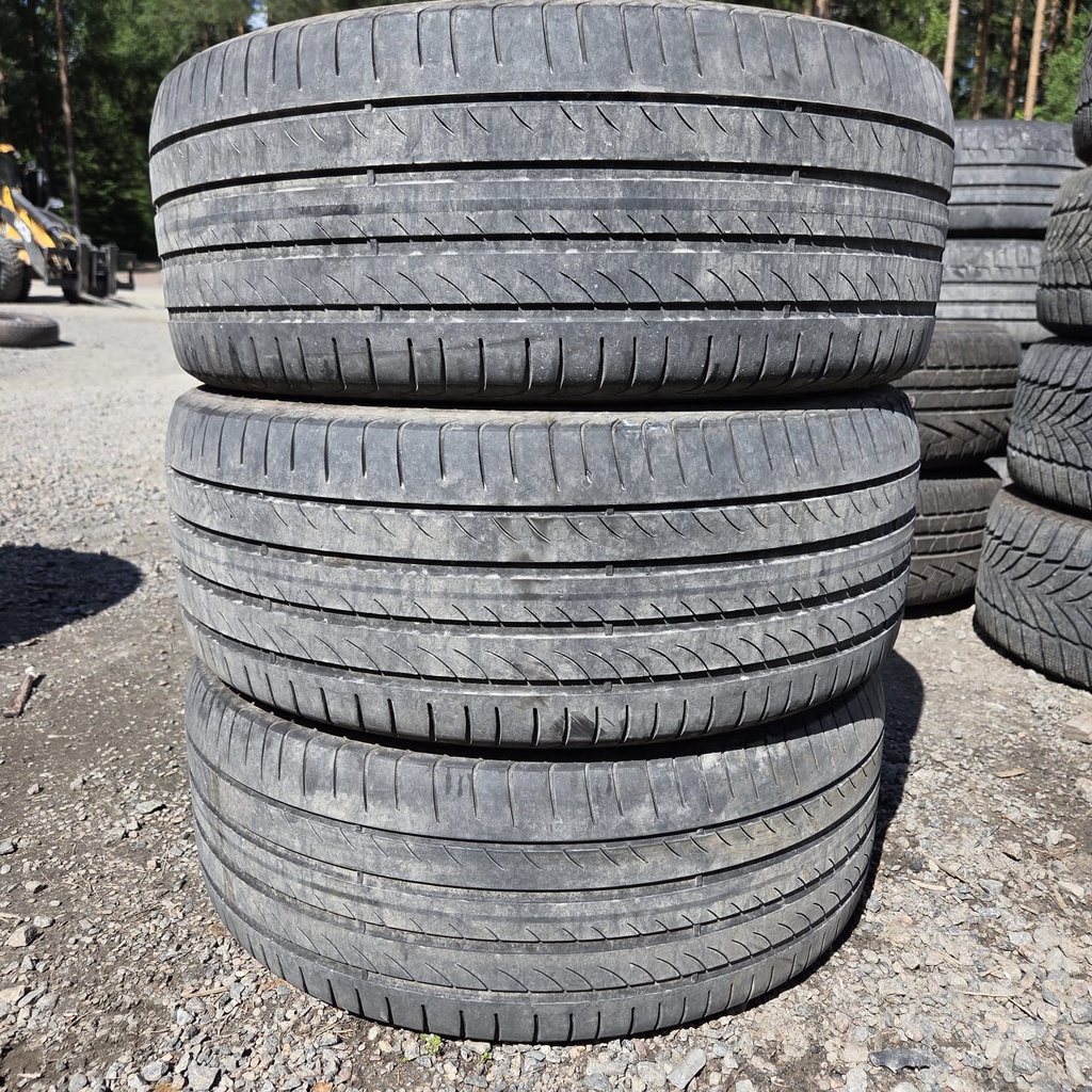 225/45R18 95Y XL Pirelli Powergy Käytetty kesärengas 4-5mm DOT-20 ja-22