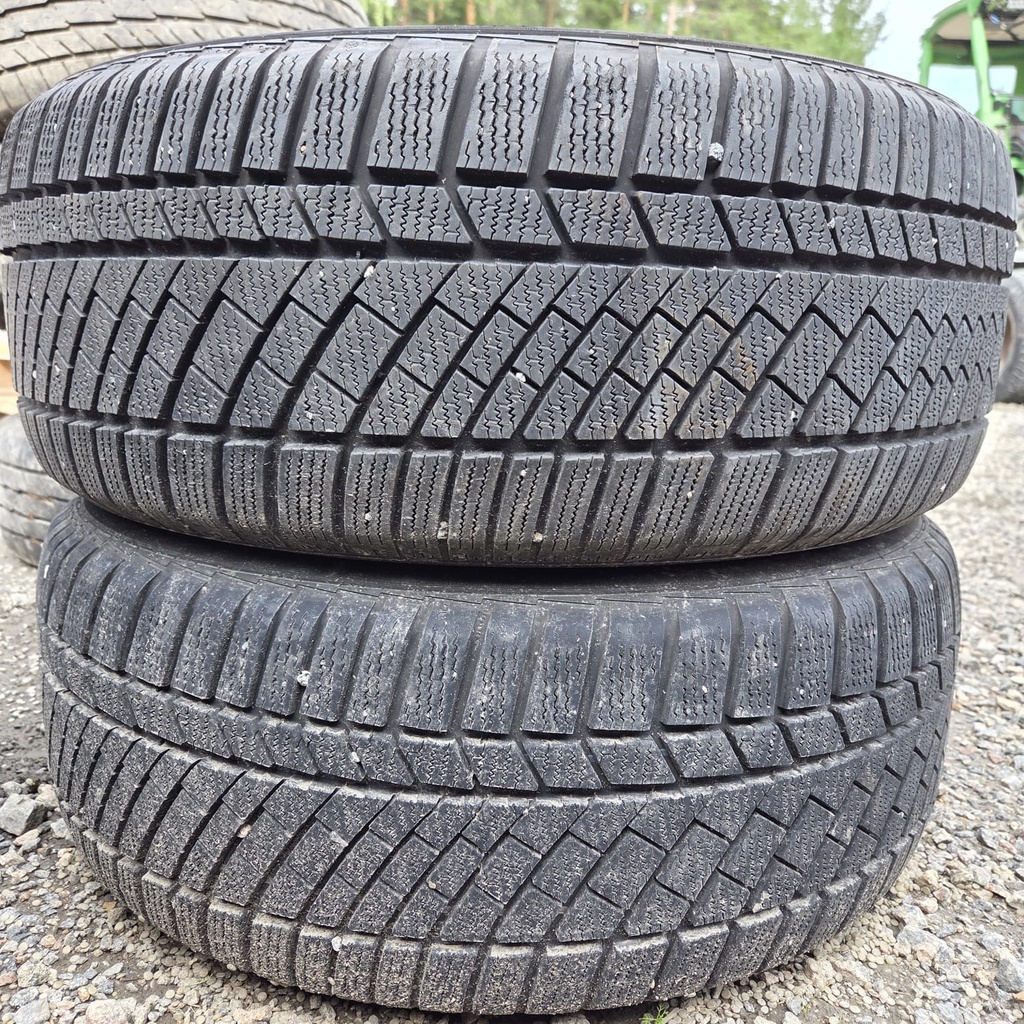 255/50R19 107V Continental ContiWinterContact TS830 P SSR Käytetty kitkarengas 8mm DOT-18