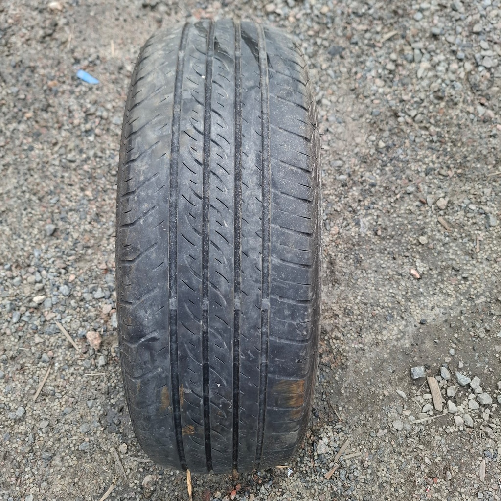 185/60R15 84H Autogrip P308 Plus Käytetty kesärengas 5mm DOT-23 (laita kulumaa)