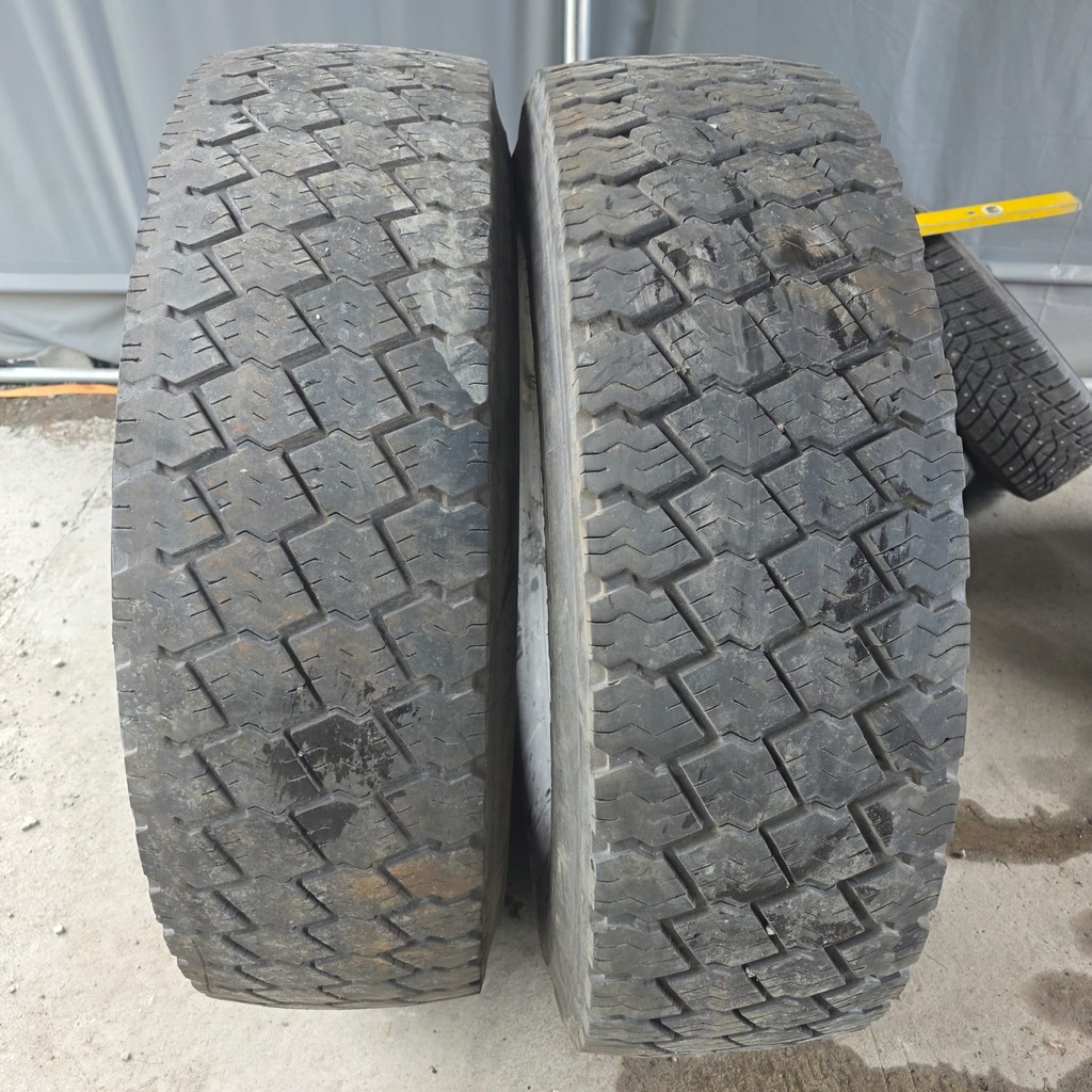 315/80R22.5 N21 Käytetty Pinnoitettu KA-rengas Veto 8mm Talvi/kesä  B-Runko