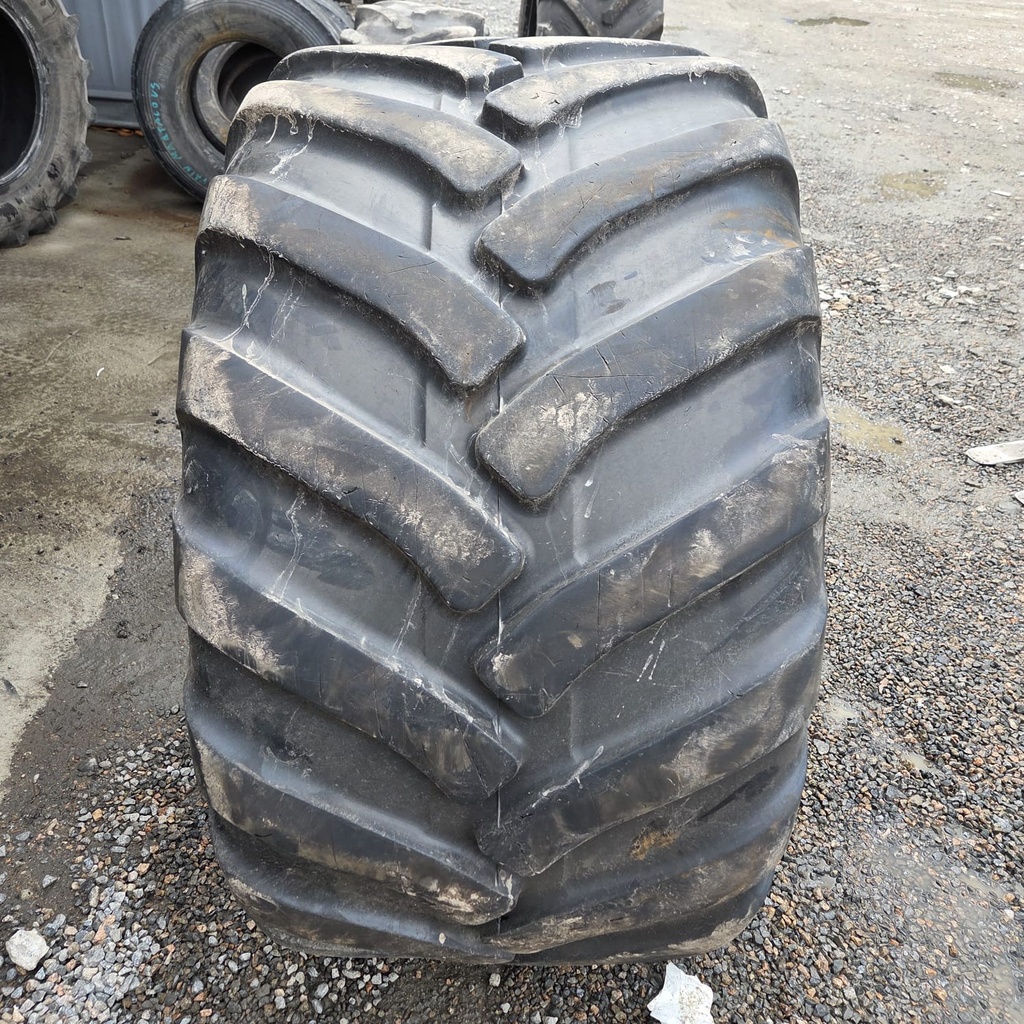 750/50B30.5 173D Trelleborg Twin 428  Käytetty rengas 26mm  (Tubeless)