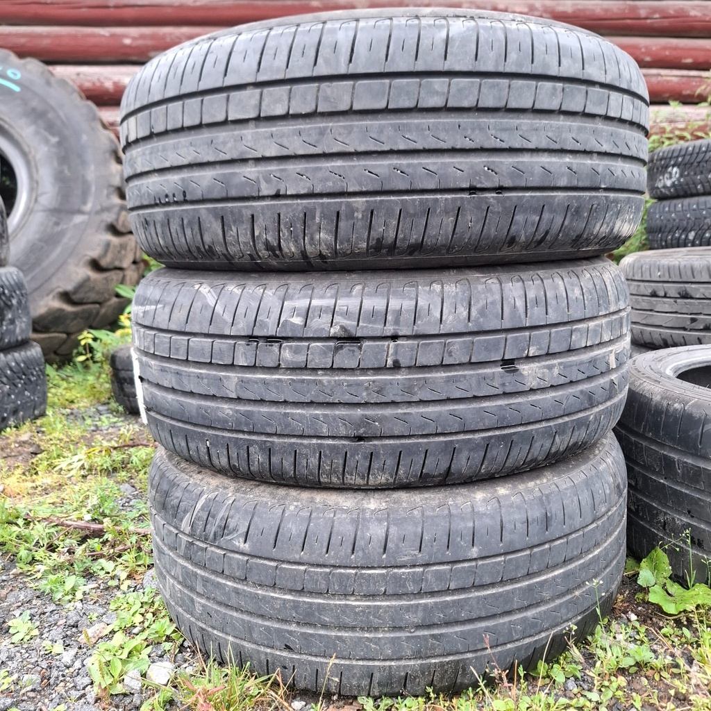 215/55R17 94V Pirelli Cinturato P7 Käytetty kesärengas 4-5,5mm DOT-17