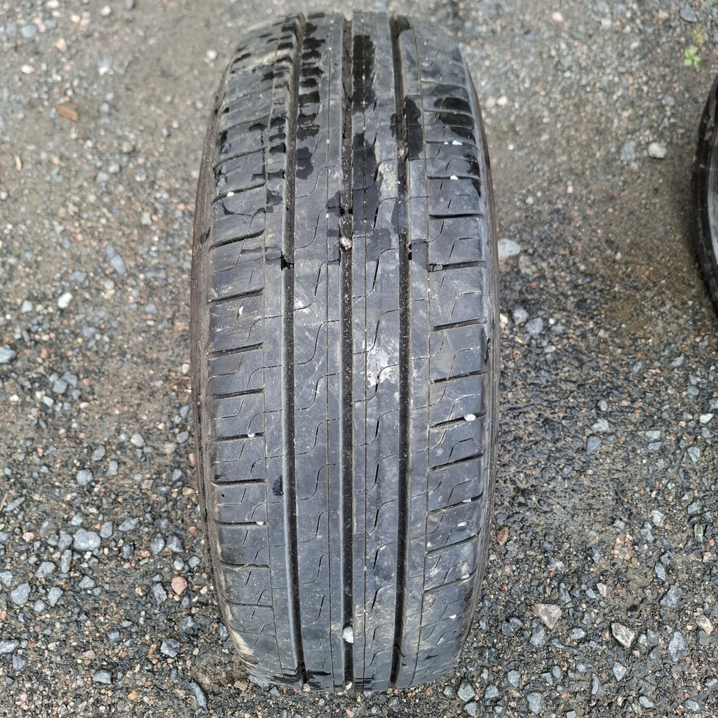 215/70R15CP 109R Pirelli Carrier Camper Käytetty kesärengas 9,5mm DOT-22