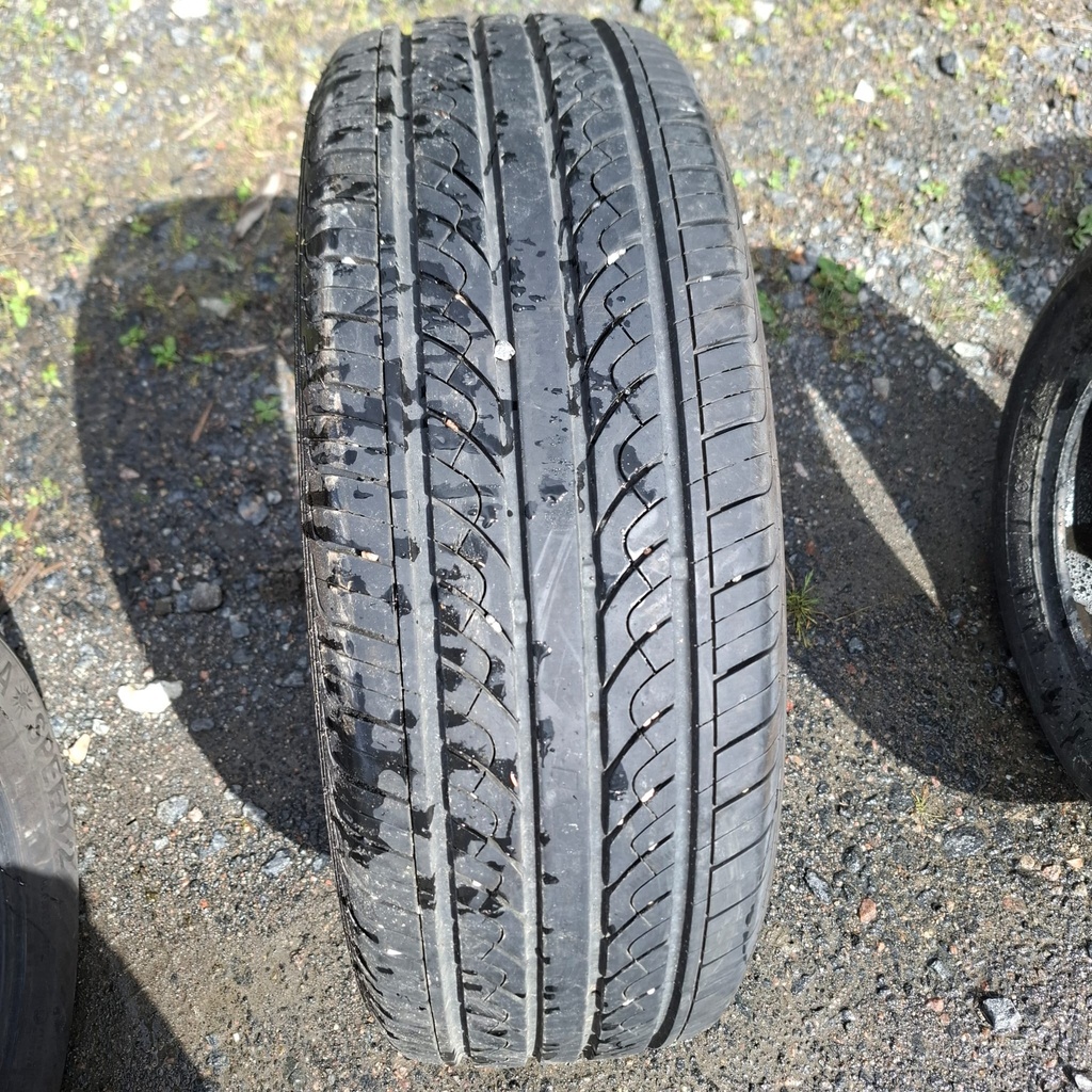 225/60R18 100V Antares Ingens A1 Käytetty kesärengas 7mm DOT-22