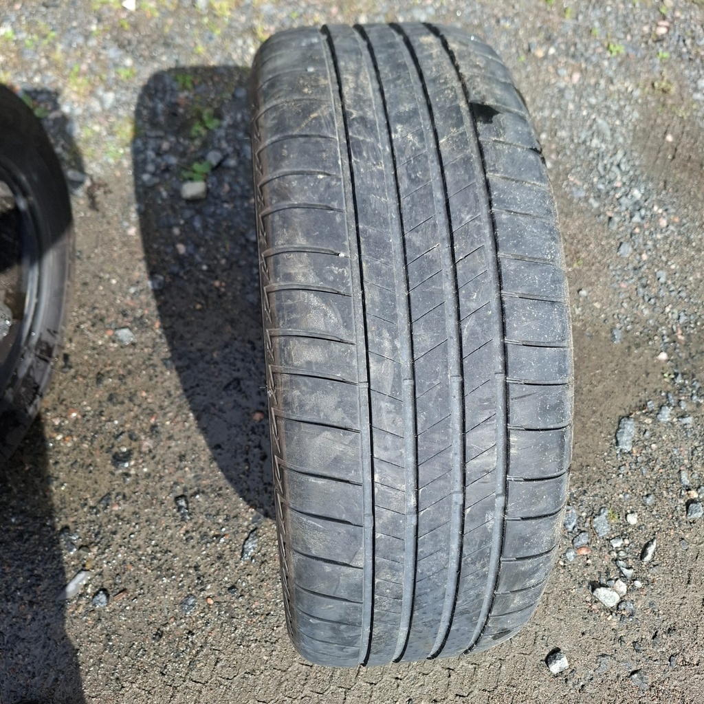 235/55R18 100V Bridgestone Turanza Eco Käytetty kesärengas 5mm DOT-23
