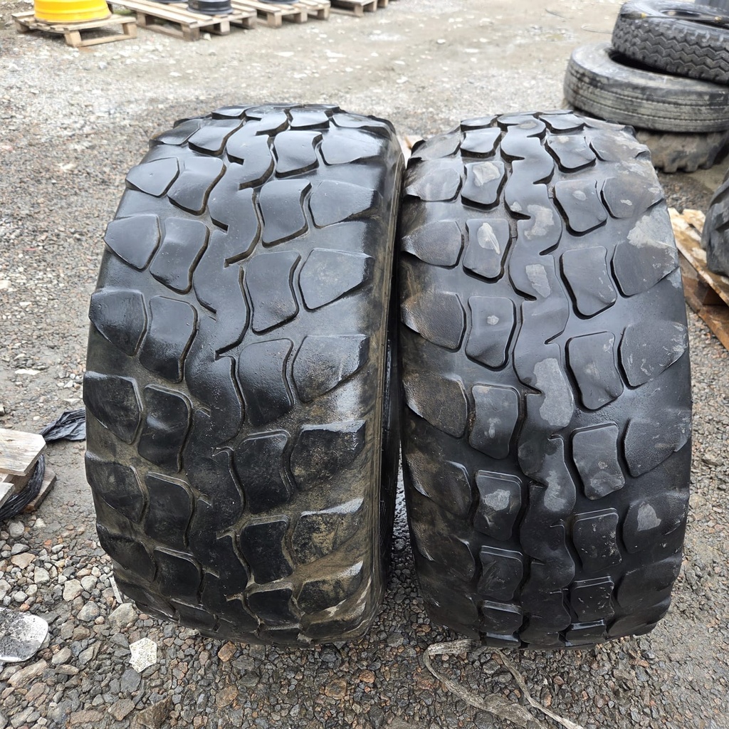 405/70-20 (16/70-20) 147F Rosava UTP-50  Käytetty työkoneen rengas 12mm