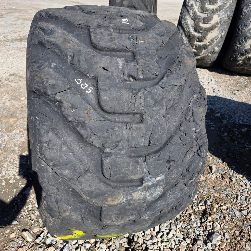 710/45-24.5 20pr NOKIAN FOREST KING F2 Käytetty Metsäkonerengas DOT-20 20mm  (nr.2)
