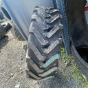440/80-28 IND 152A8 Alliance 321 PLUS  Ajamaton palapintarengas (Asennuksessa tullut jalkavika, Toimii sisärenkaalla hyvin)