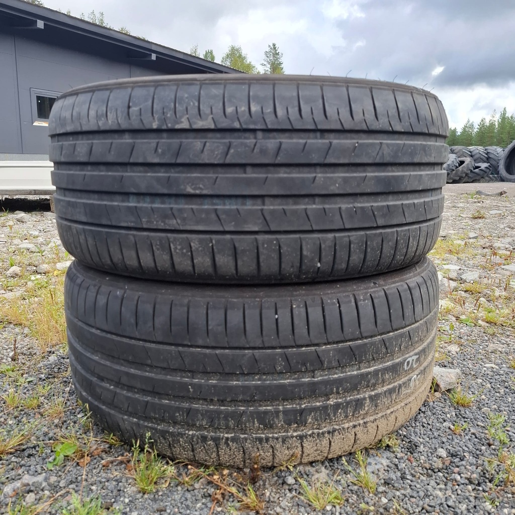 245/35ZR20 95Y Toyo Proxes Sport Käytetty kesärengas 5-6mm DOT-20