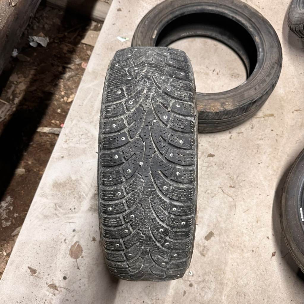 185/55R16 87T Bridgestone Noranza 2 Käytetty nastarengas 6mm DOT-08