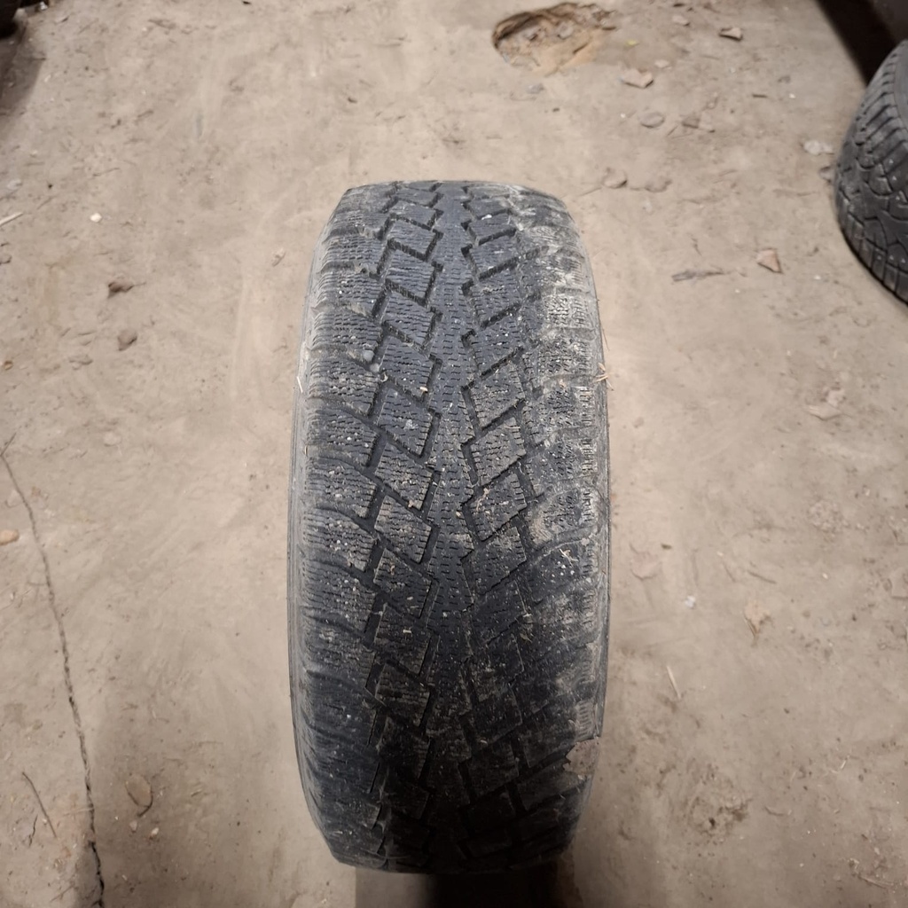 205/50R16 87Q Nokian Hakkapeliitta Q Käytetty kitkarengas 5mm DOT-03