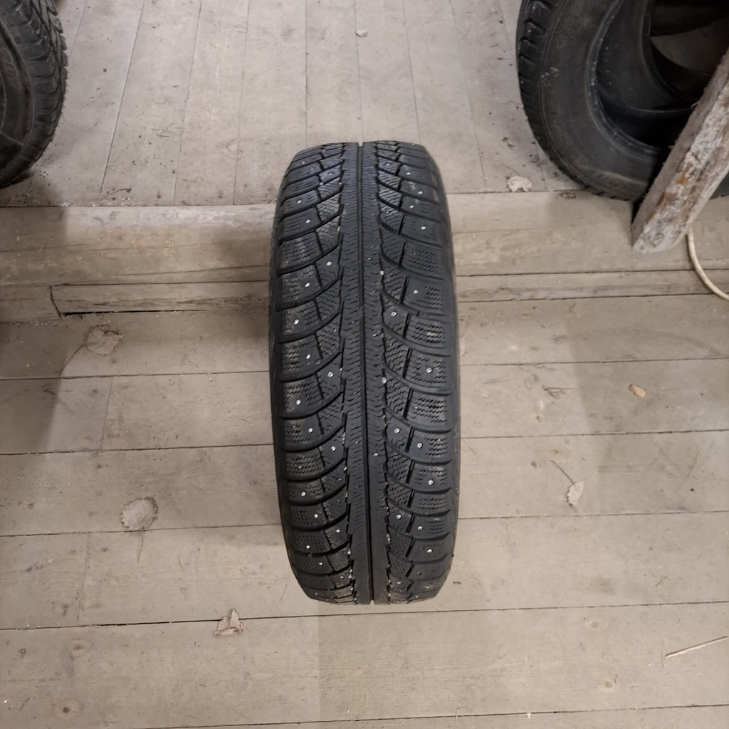 195/65R15 95T Matador Sibir Ice 2 Käytetty nastarengas 5,5mm DOT-19