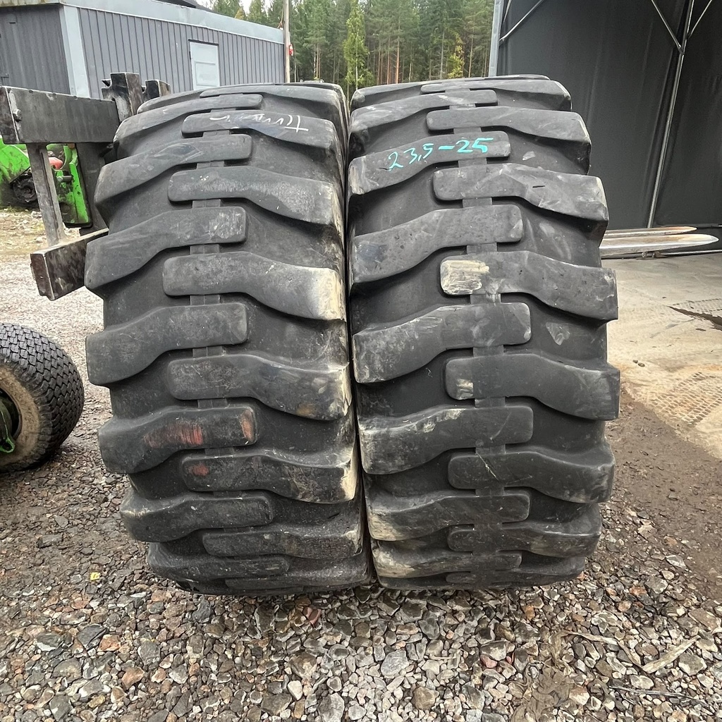 23.5-25 16PR LINGLONG E-2/L-2  Käytetty työkoneen rengas 1510mm / 15mm  DOT-02