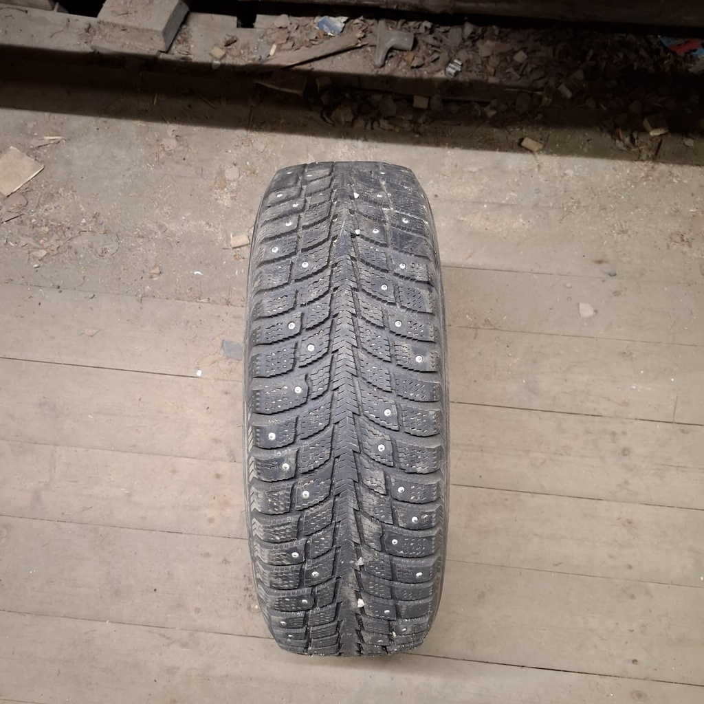 195/65R15 95T XL Nokian Nordman+ Käytetty nastarengas 6,5mm DOT-09
