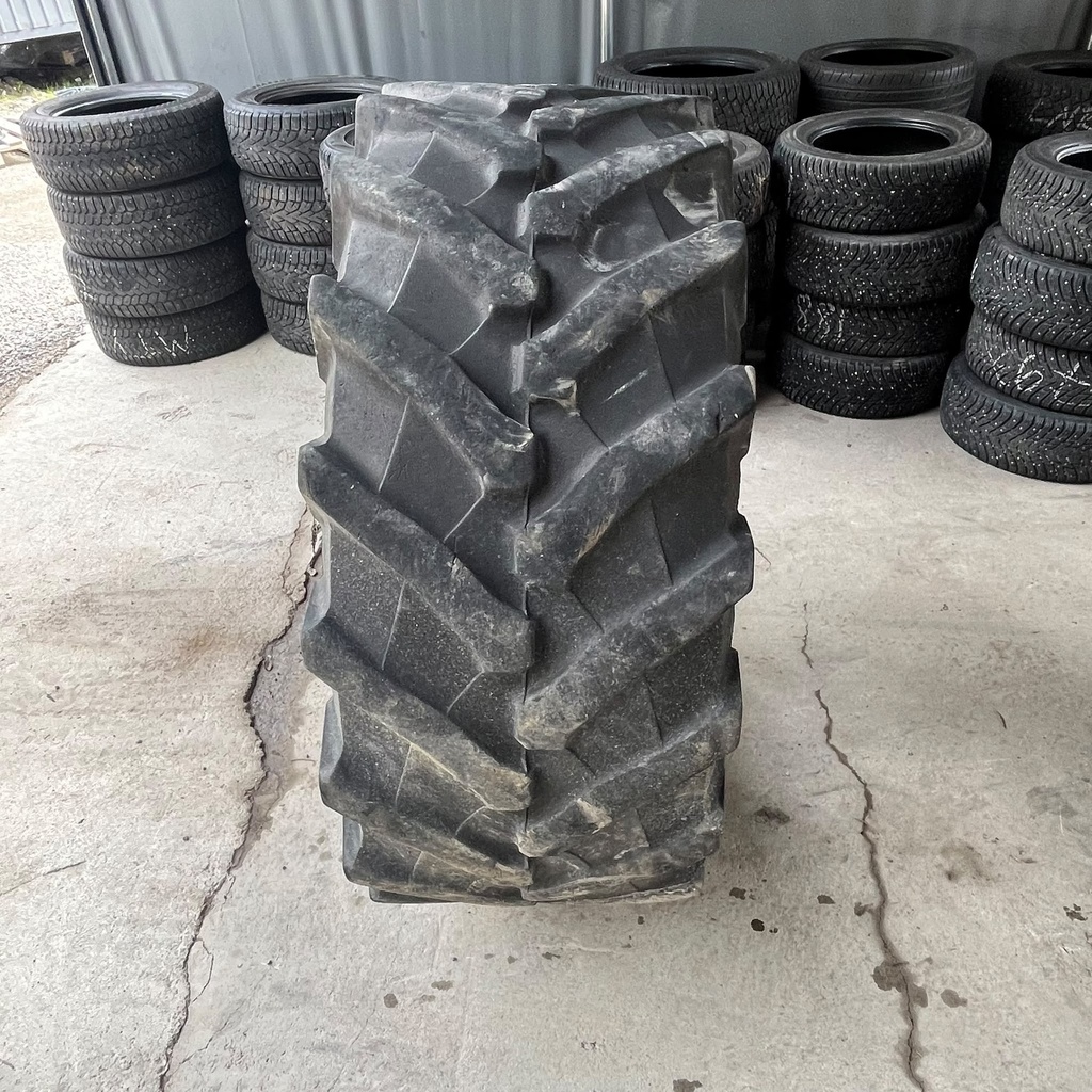480/65R28 136D Trelleborg TM800 Käytetty rengas 16mm Tubeless