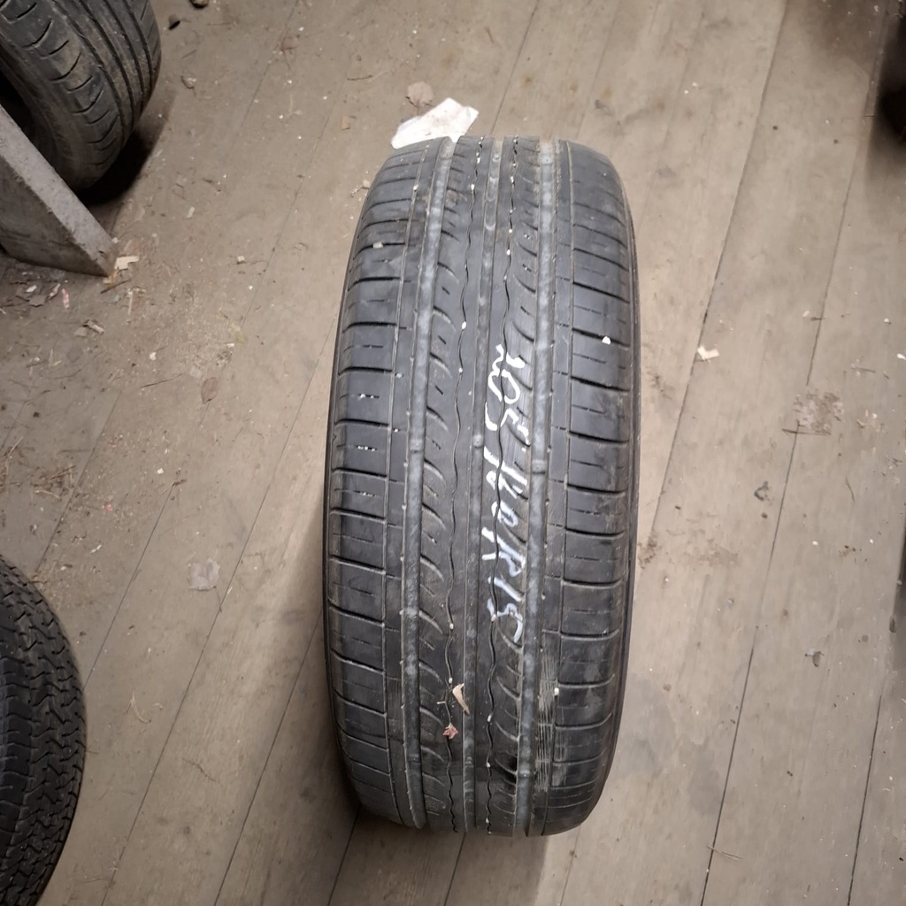 205/60R15 91H Kumho Solus KH17 Käytetty kesärengas 5mm DOT-13