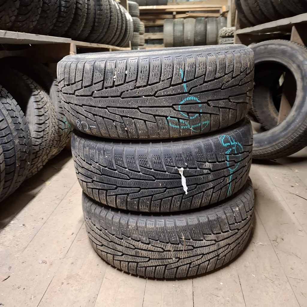195/55R15 89R Nokian Hakkapeliitta R Käytetty kitkarengas 6-7mm DOT-08
