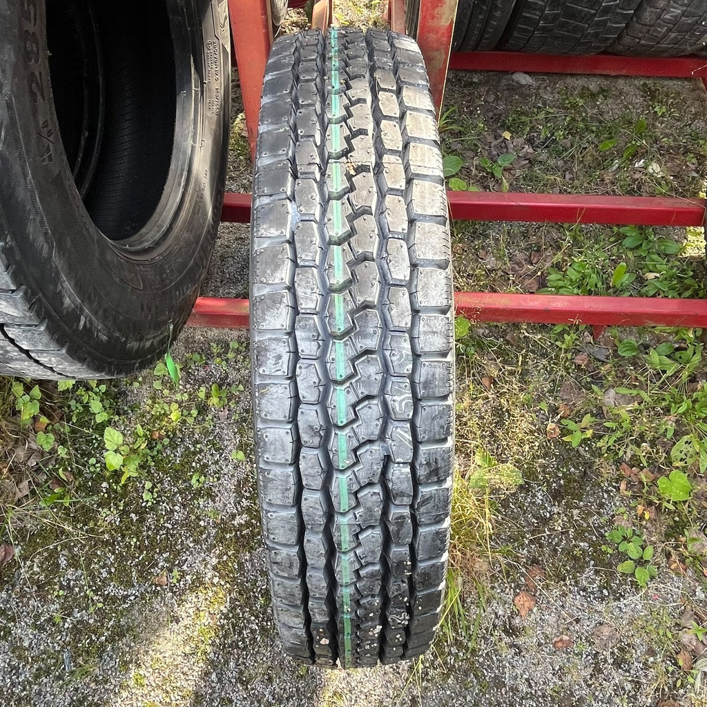7.00R16 10PR Yokohama LT Radial TY228 Ajamaton KA-rengas veto DOT-10