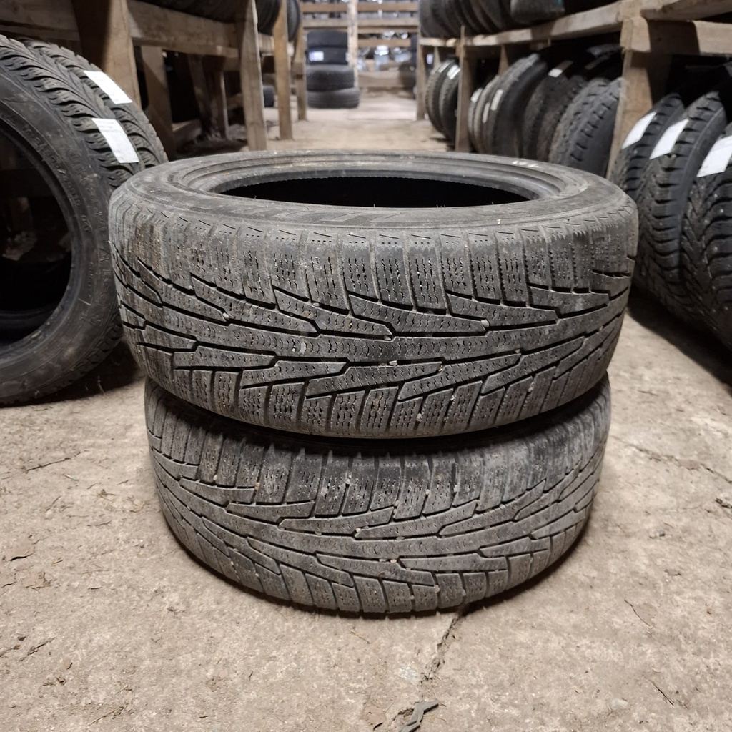 205/55R16 94H XL Nokian Hakkapeliitta R Käytetty kitkarengas 5mm DOT-08 ja-11