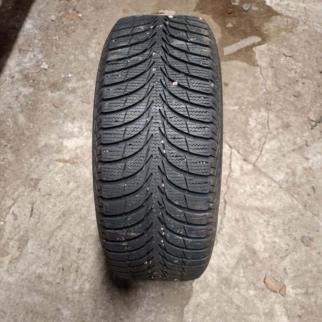 205/55R16 94T Sava Eskimo Ice Käytetty kitkarengas 7mm DOT-17