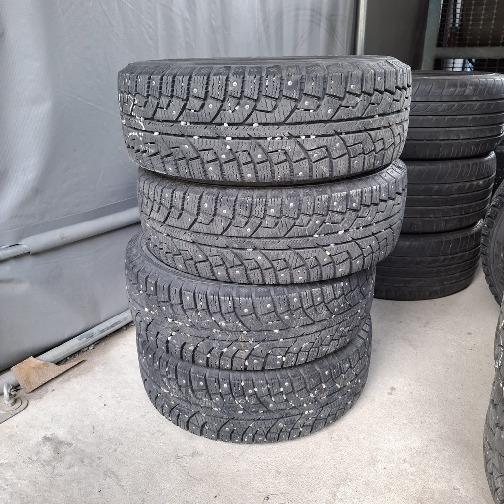 185/65R14 90T XL Aeolus Challenger Käytetty nastarengas 9mm DOT-16