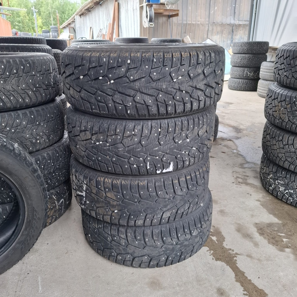 205/55R16 94T IG55 XL Yokohama Iceguard Käytetty nastarengas 7-8mm DOT-15 ja -16
