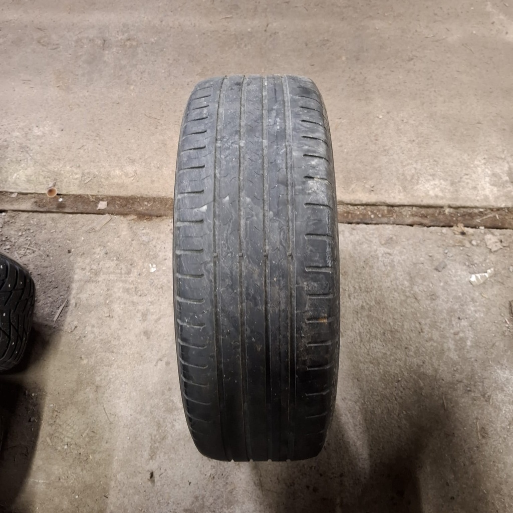 205/60R16 96W XL Nokian Hakka Blue Käytetty kesärengas 3-3,5mm DOT-14