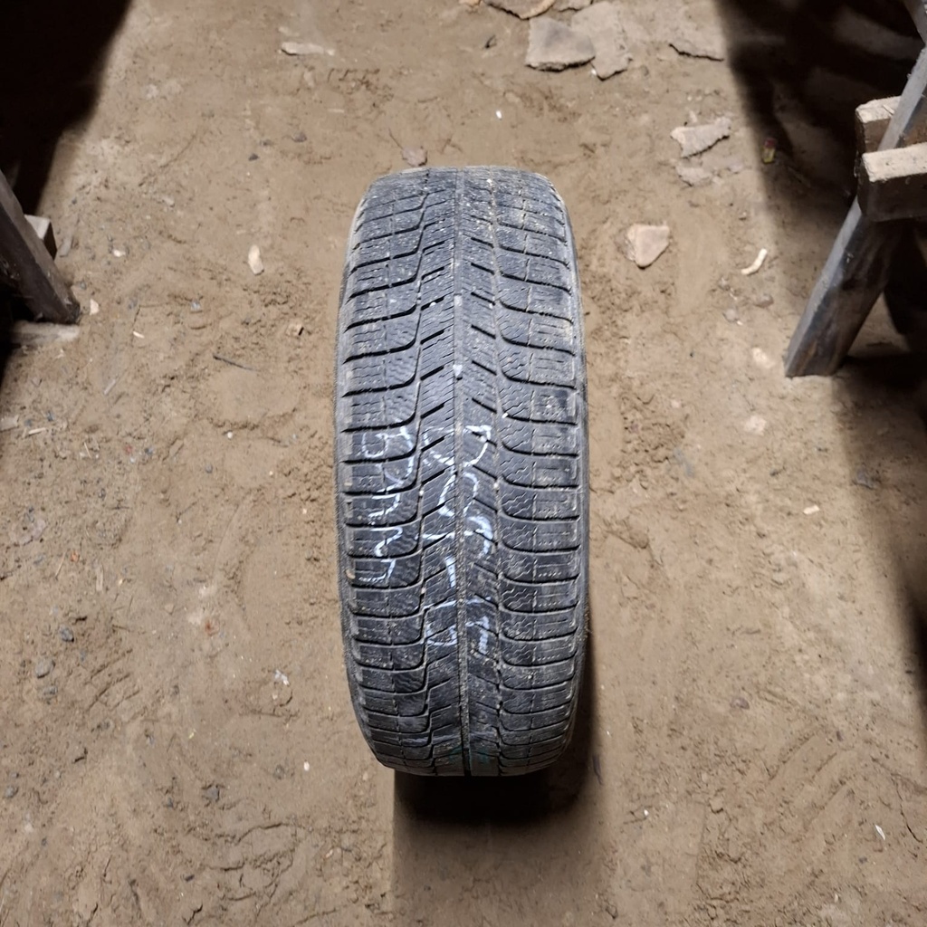205/60R16 91Q Michelin X-Ice Käytetty kitkarengas 5-6mm DOT-15