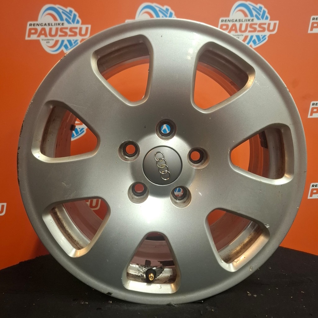 Käytetty AUDI vannesarja 5x112 ET 39 KR 57,1 7x15"